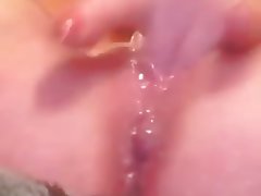 Amateur Dildo Masturbation Orgasm Squirt 